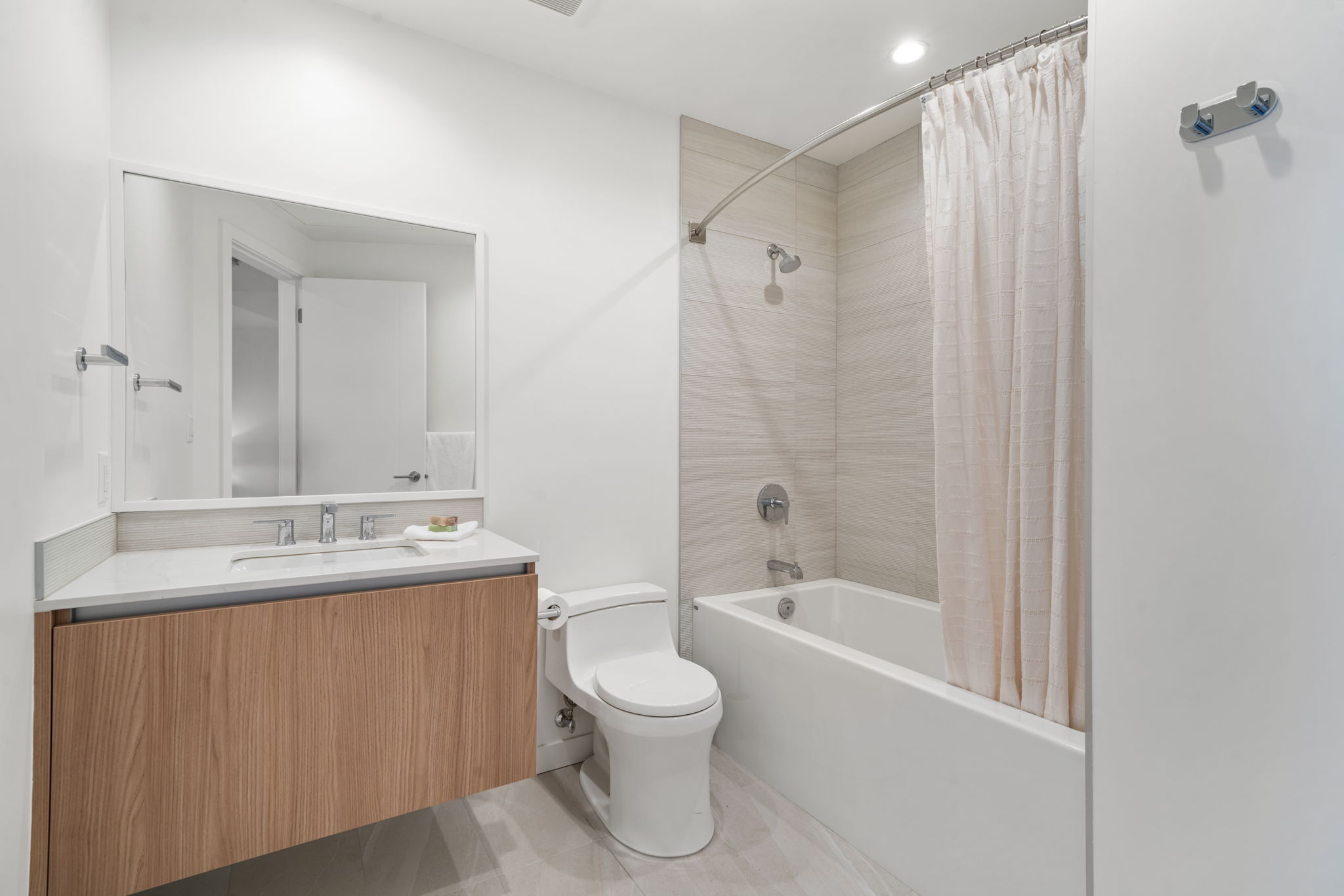 2-web-or-mls-2000 Hannington Rd 1110_2 1110-2000 Hannington Rd, Bear Mountain