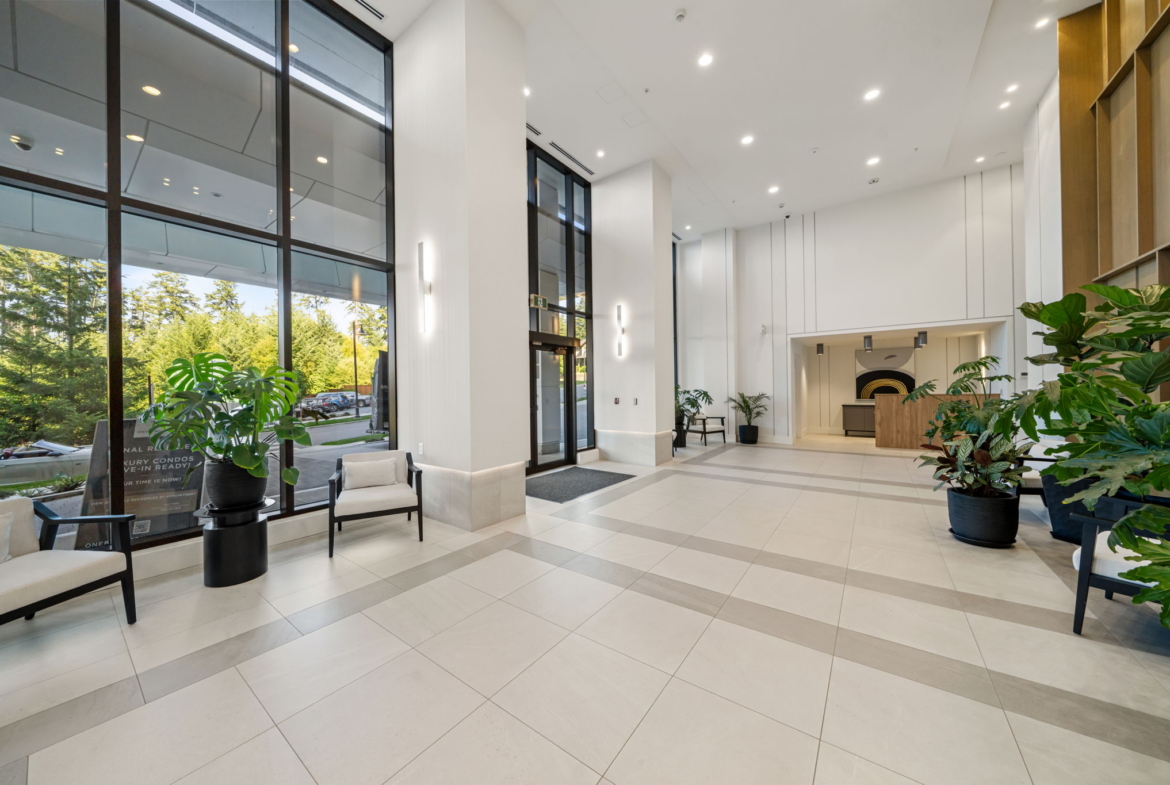1110-2000 Hannington Rd, Bear Mountain