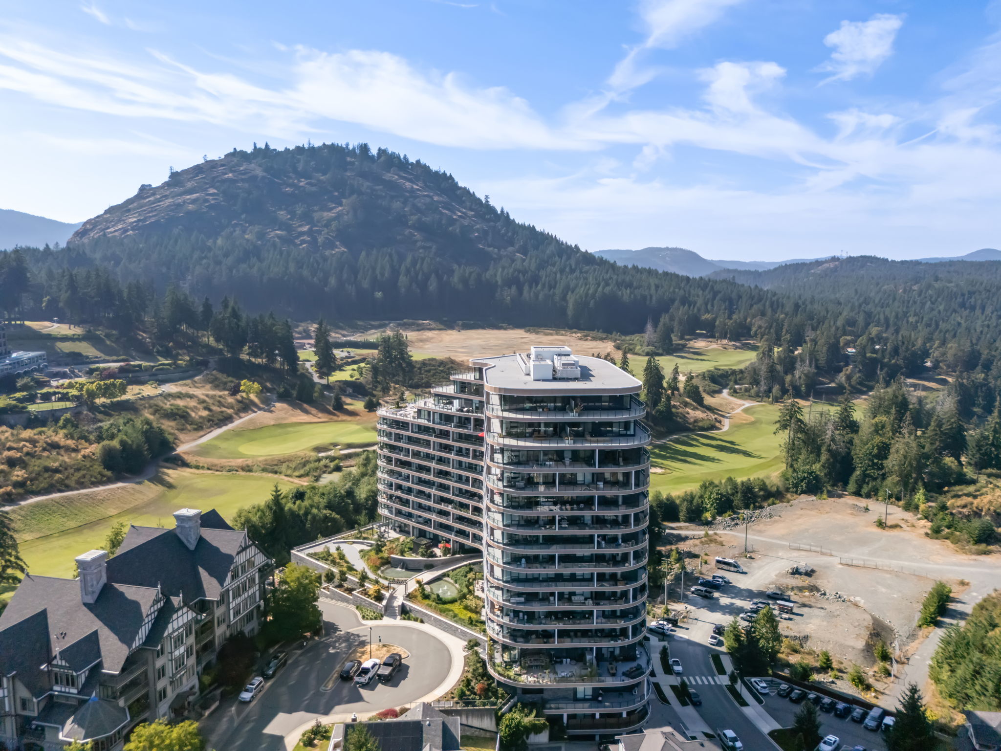 26-web-or-mls-5-print-2000 Hannington Rd 705_7 1110-2000 Hannington Rd, Bear Mountain