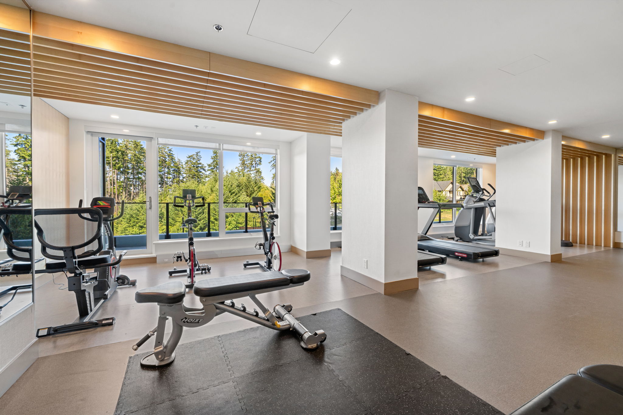 33-web-or-mls-2000 Hannington Rd – Fitness Room 1 1110-2000 Hannington Rd, Bear Mountain