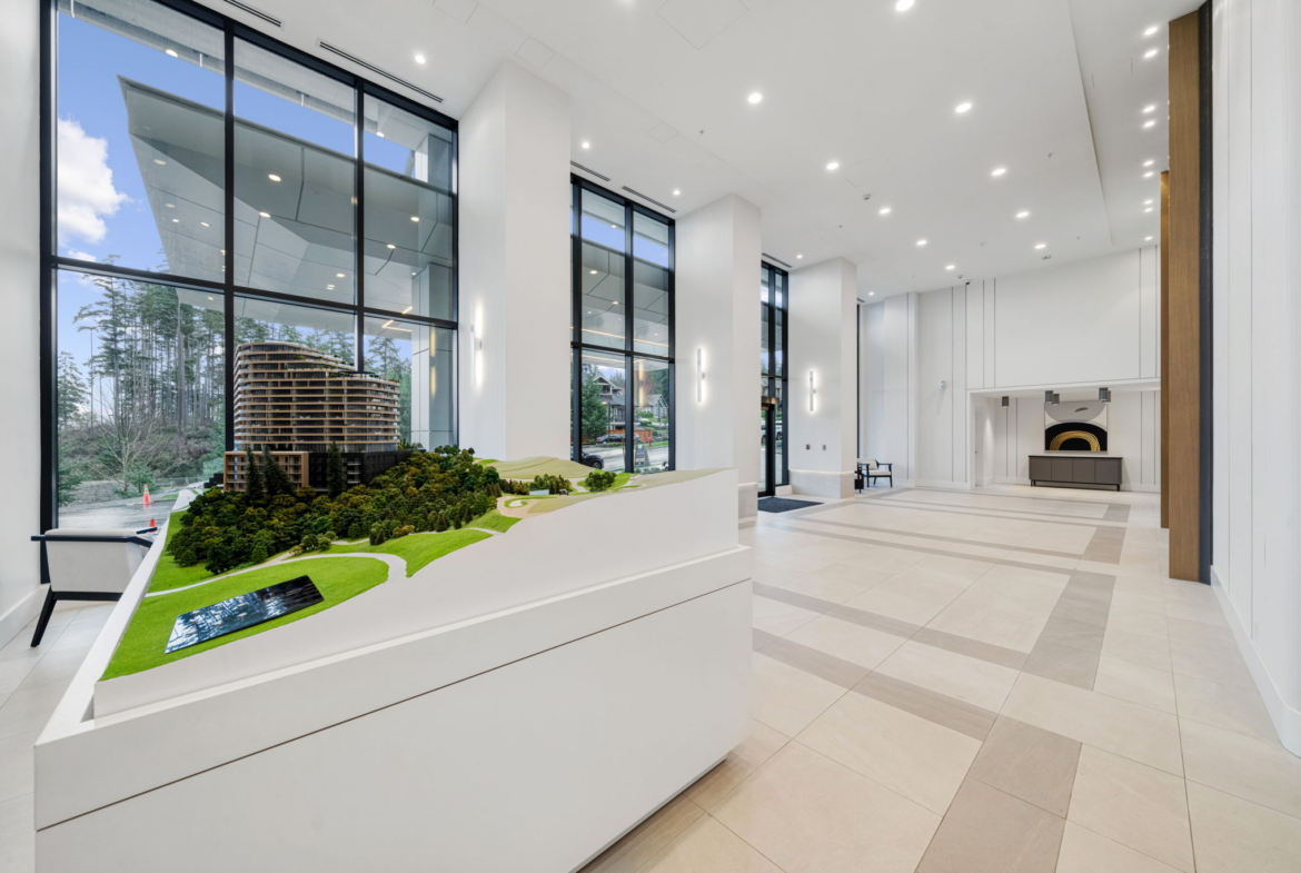 1110-2000 Hannington Rd, Bear Mountain