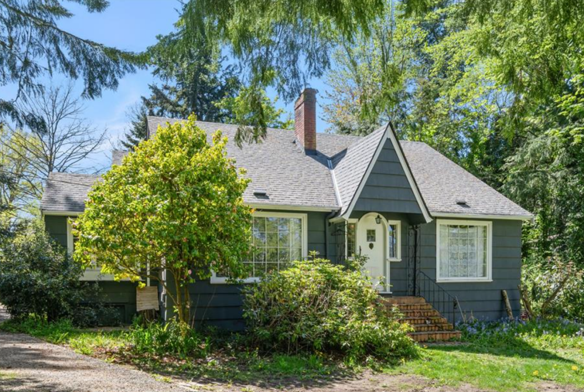 2895 Murray Dr, Saanich